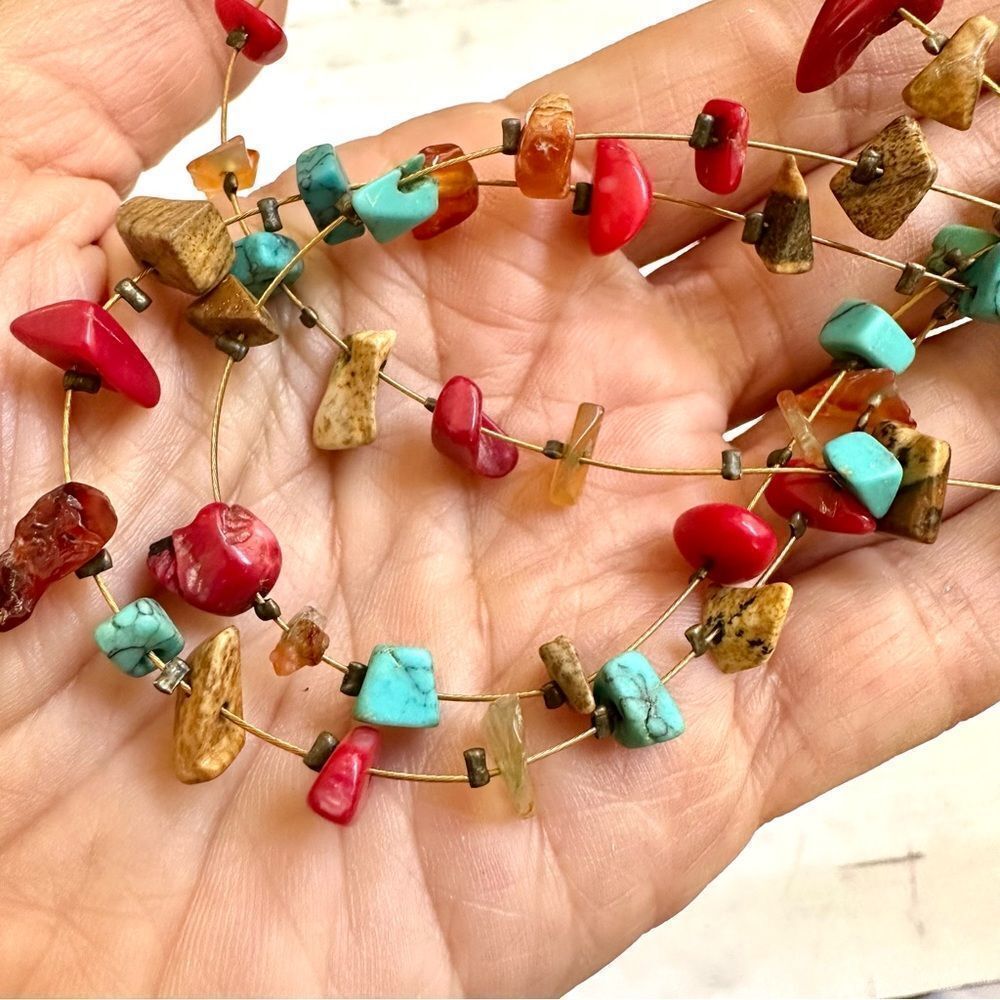 Colorful multi strand chip stone necklace - Picture 3 of 8